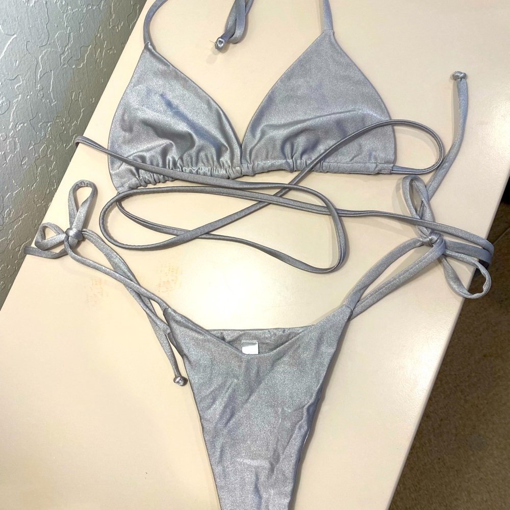 Seven Swim Bikini size large top and bottom